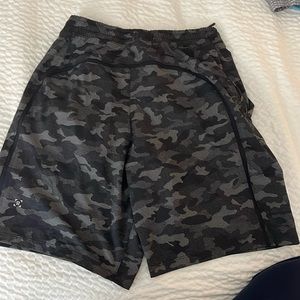 Lululemon Men Shorts